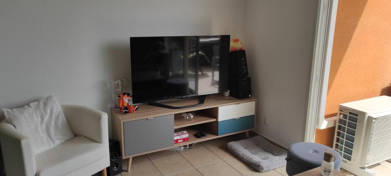 Appartement Avec Grande Terrasse A 15 Mn De La Mer Saint-Estève Dış mekan fotoğraf